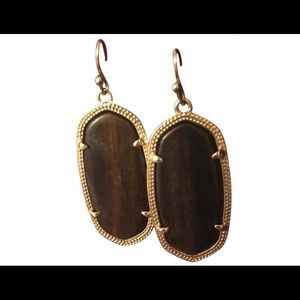 Kendra Scott Jewelry - Kendra Scott Elle Earrings - Ebony Wood Kendra Scott Jewelry - Kendra Scott Elle Earrings - Ebony Wood